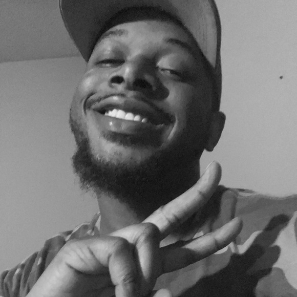 Meet your Posher, Andre - Picture 1 of 1